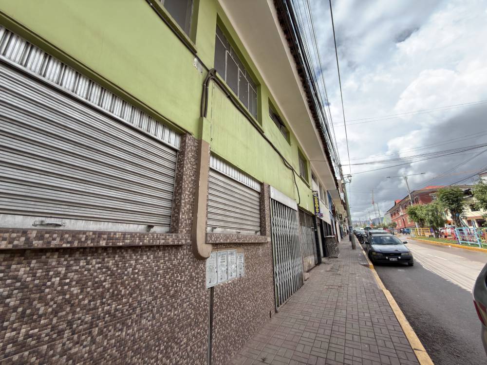 local-comercial-alquiler-santiago-80m2-7